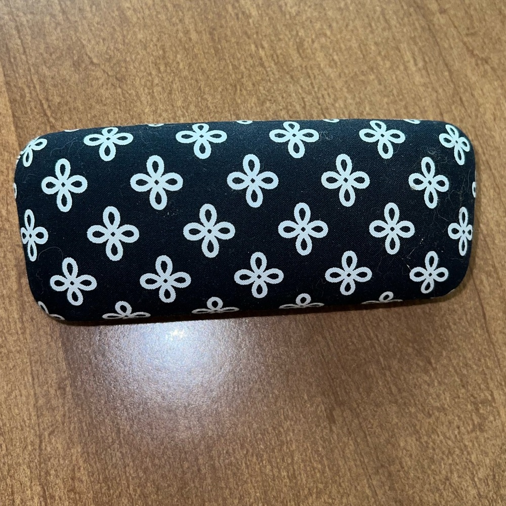 Vera Bradley Black and White Floral Glasses Case